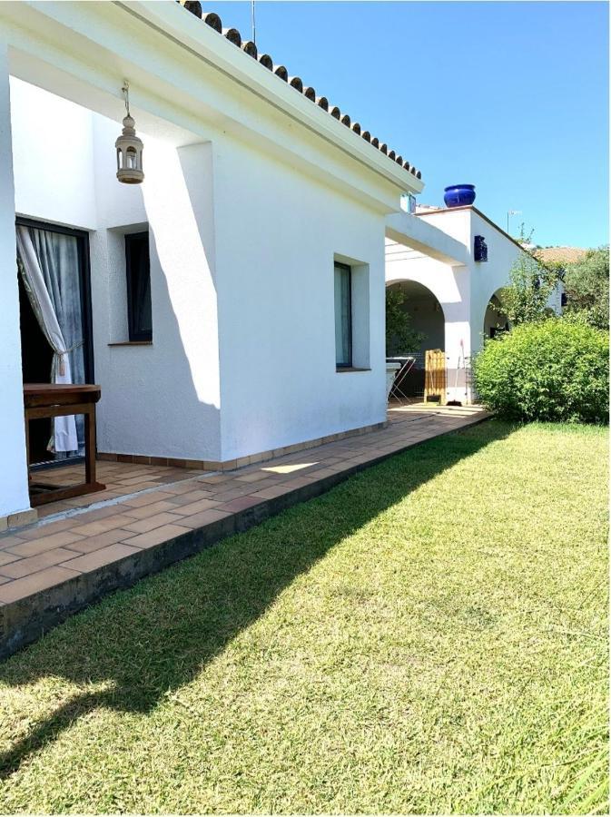 Chalet Con Vistas A Sevilla Gelves Luaran gambar